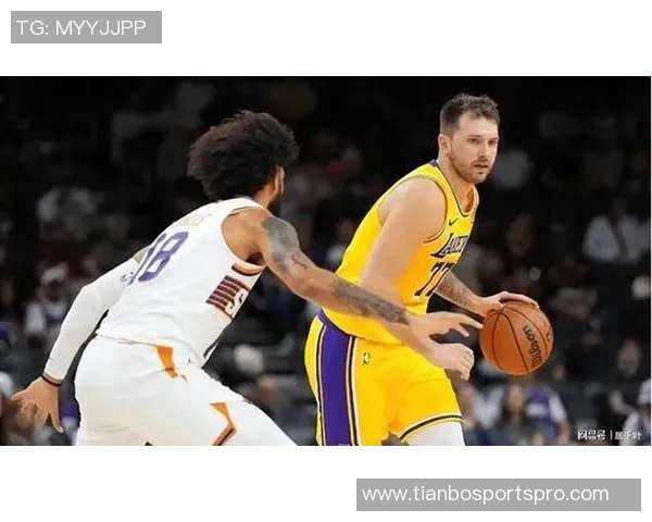 里夫斯单场豪取50分11板9助成为过去40年第四人并与东契奇威少哈登并肩